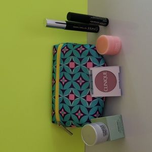 NWT Clinique makeup set with bag. 2 mascaras, blush, eye & facecare for You💙💜